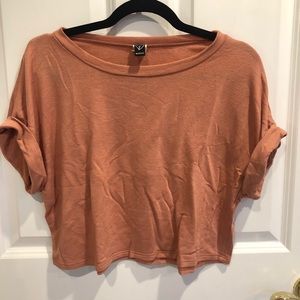 555 ITEM!!! Windsor Size M Blush Colored Crop Top